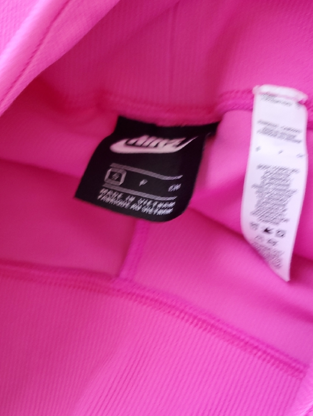Nike Air Hot Pink Top And Shorts - Picture 8 of 11